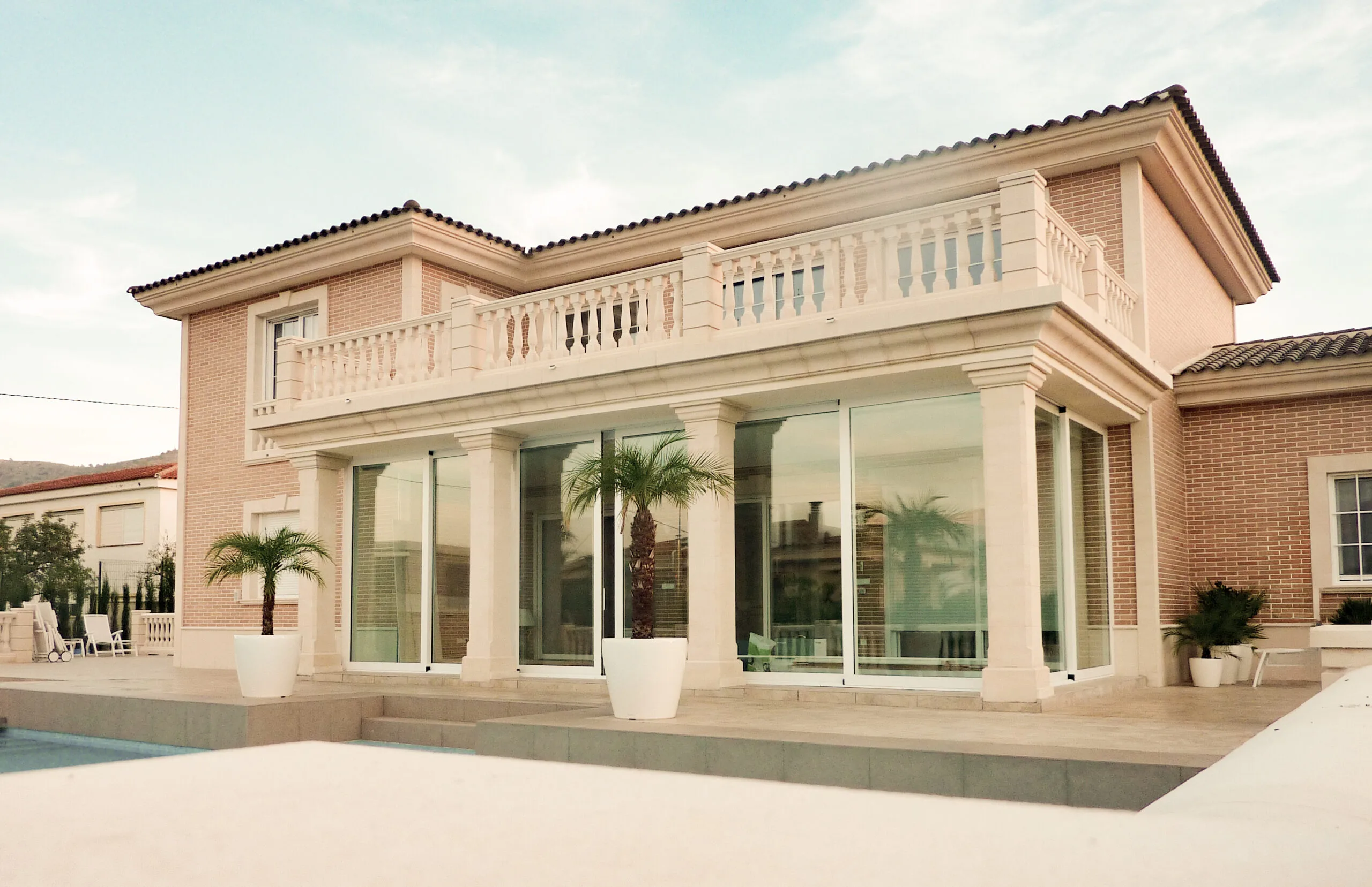 Featured image for “Chalet Albir”